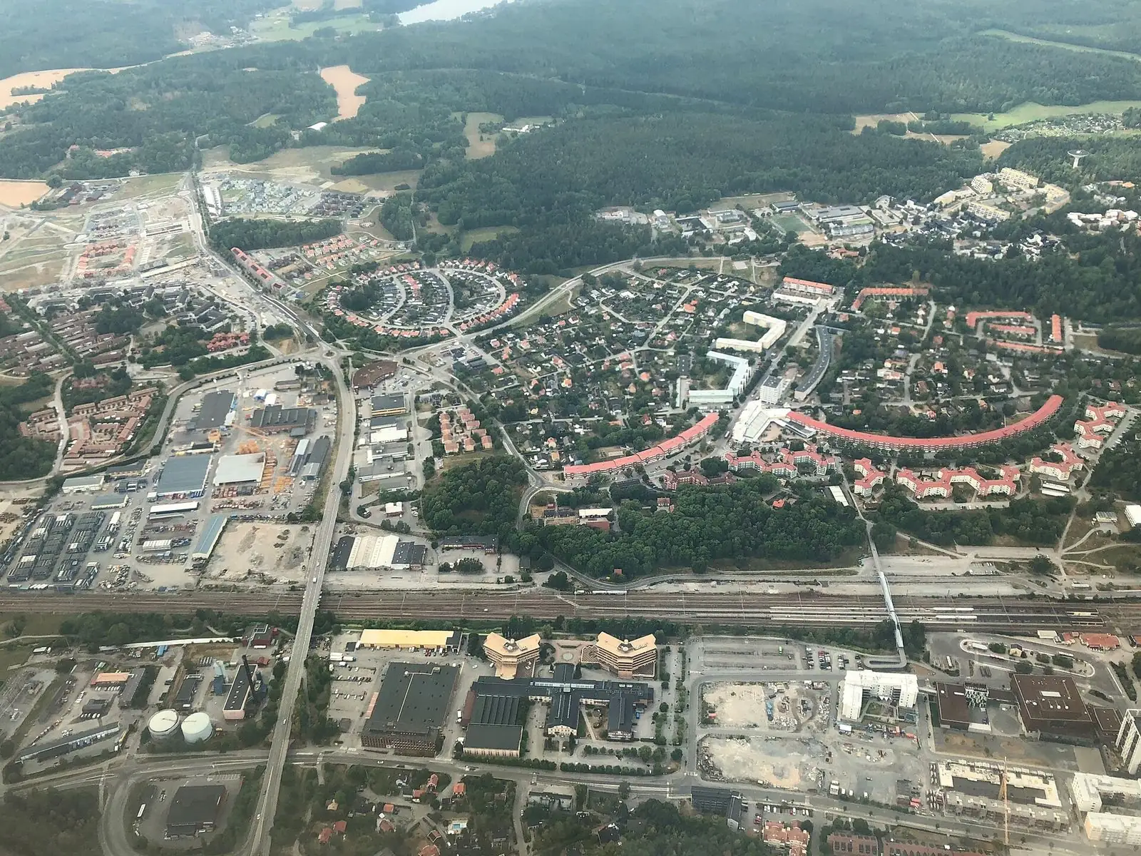 Upplands Väsby centrum från luften