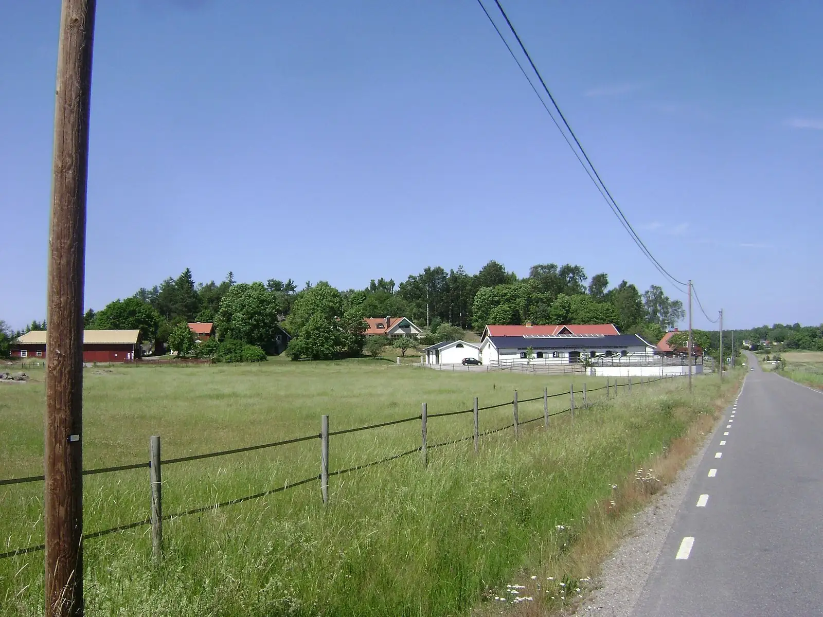 Landsväg i Haninge