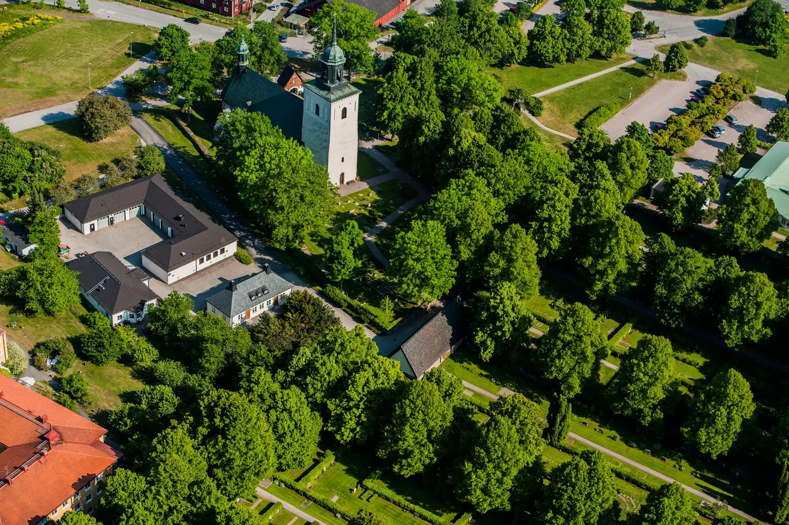 Sollentuna kyrka från luften