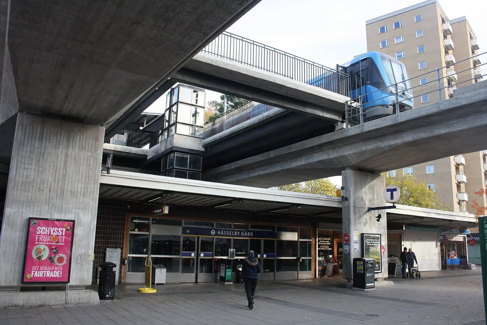 Hässelby gårds tunnelbanestation