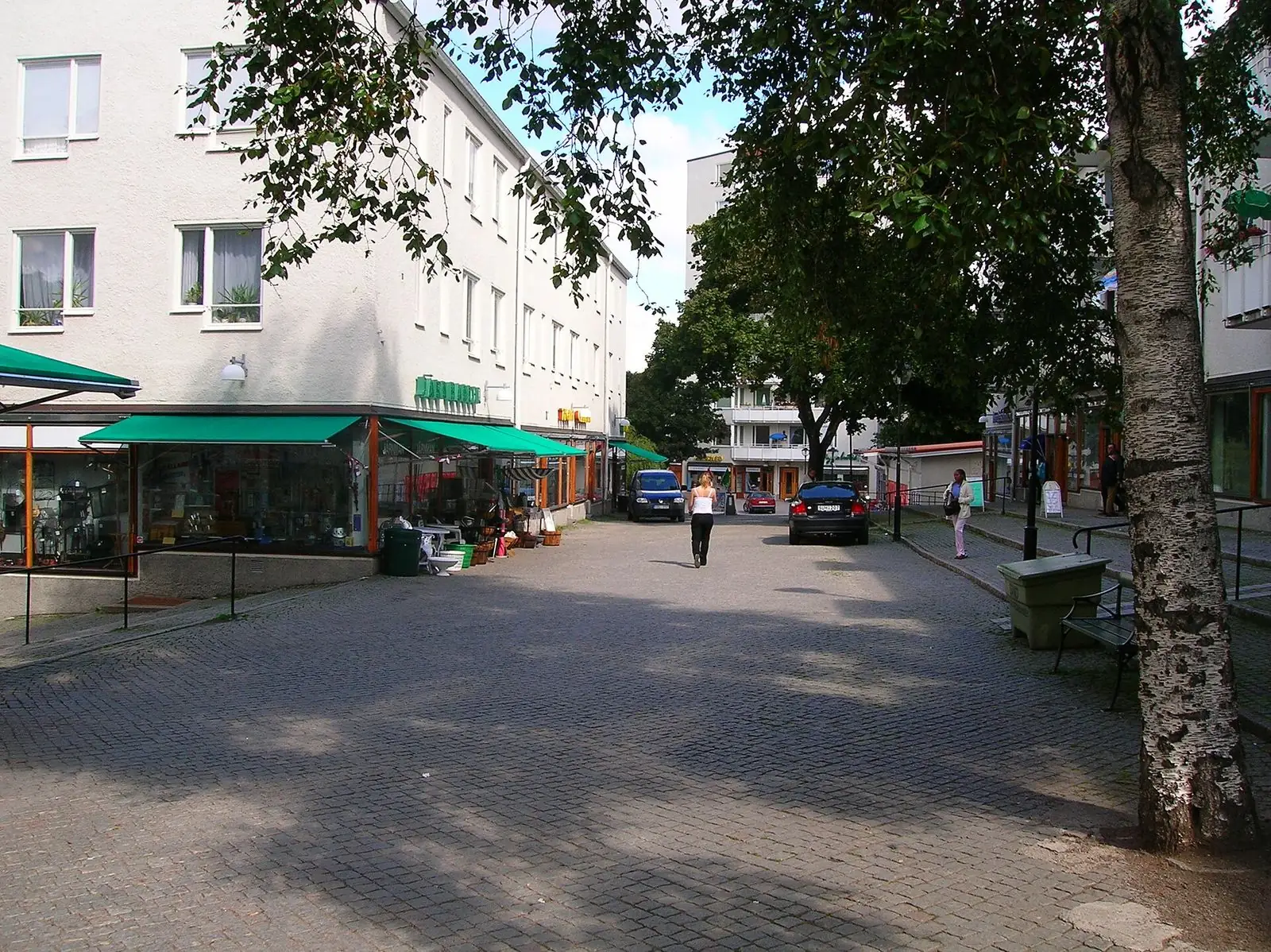 Gågatan i Hökarängens centrum
