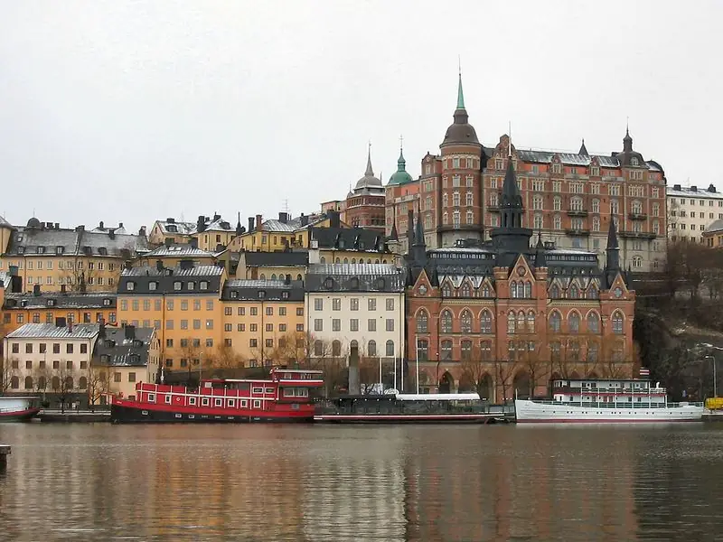 Södermalms bebyggelse sedd från vattnet