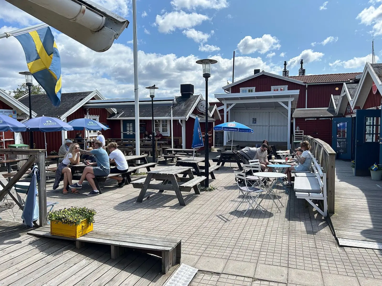 Uteservering vid Nynäshamns hamn