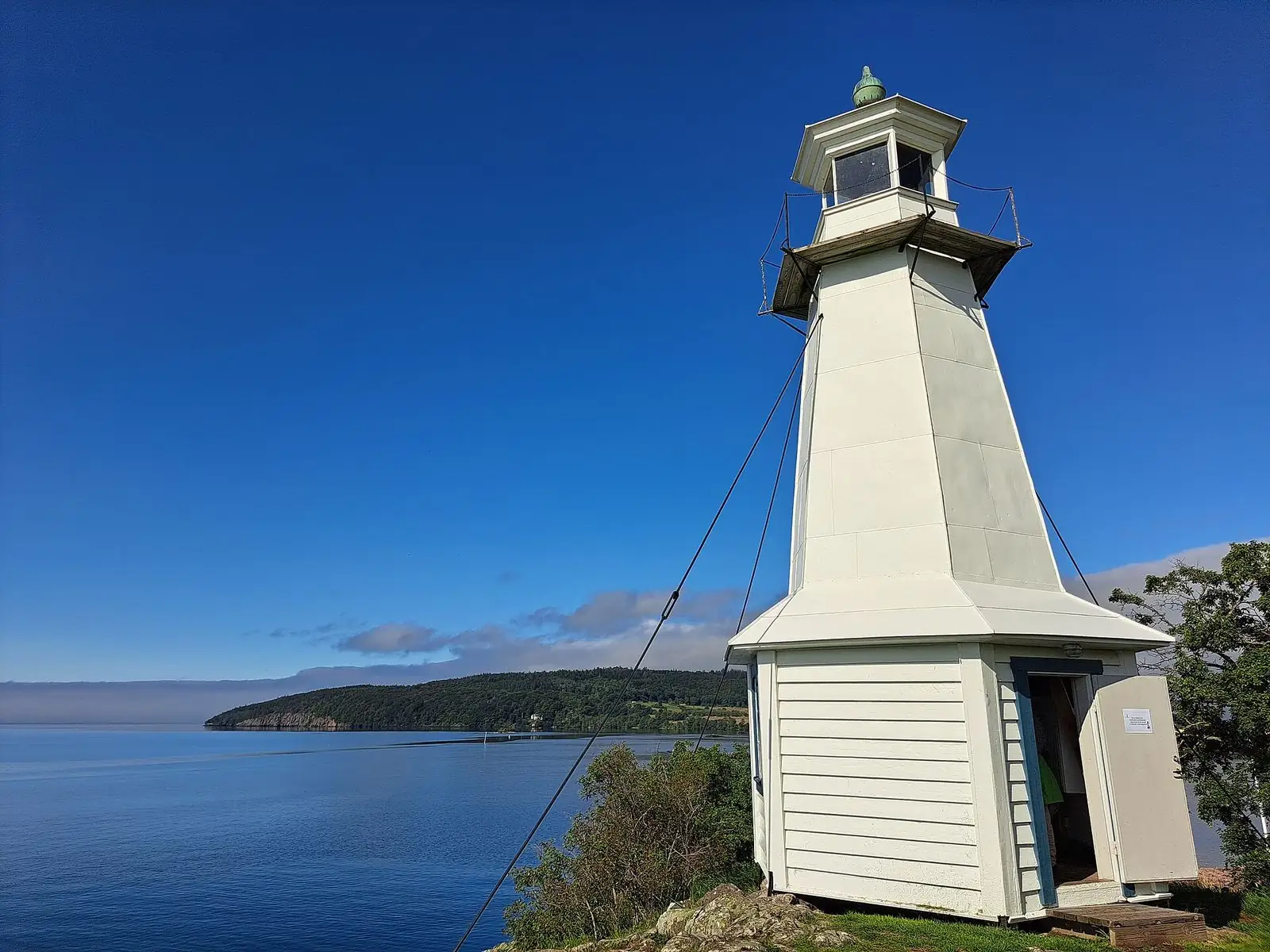 Hästholmens fyr vid Vättern
