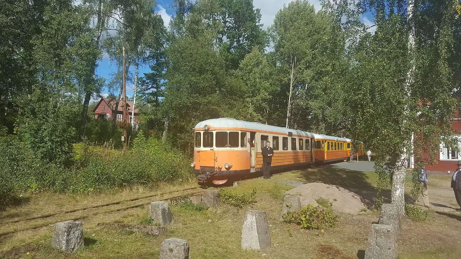 Rälsbuss på smalspåret vid Hultsfred
