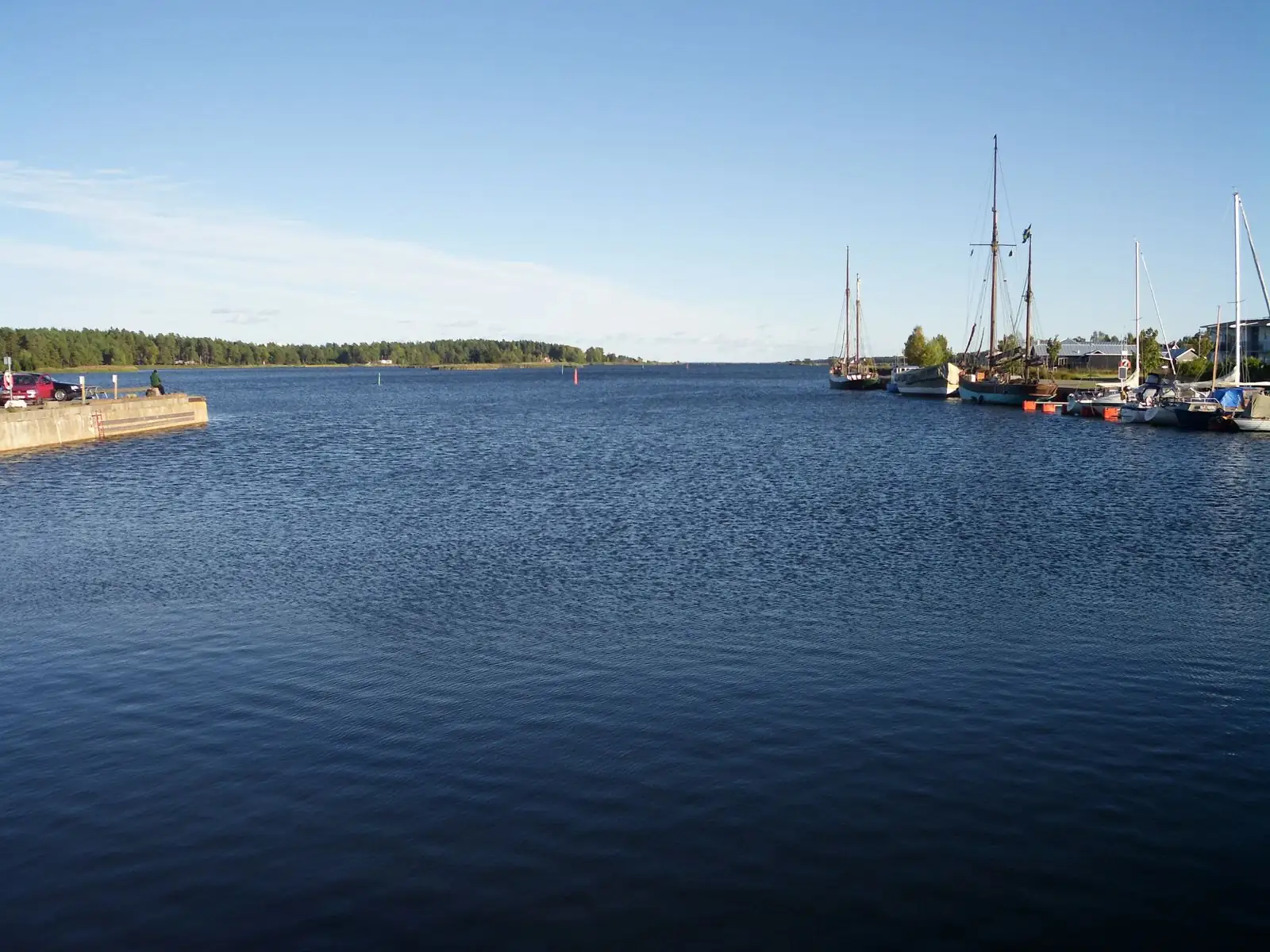 Segelfartyg i hamnen i Mönsterås