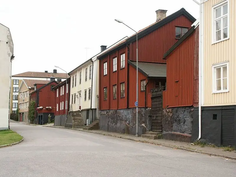Röda trähus i Västervik