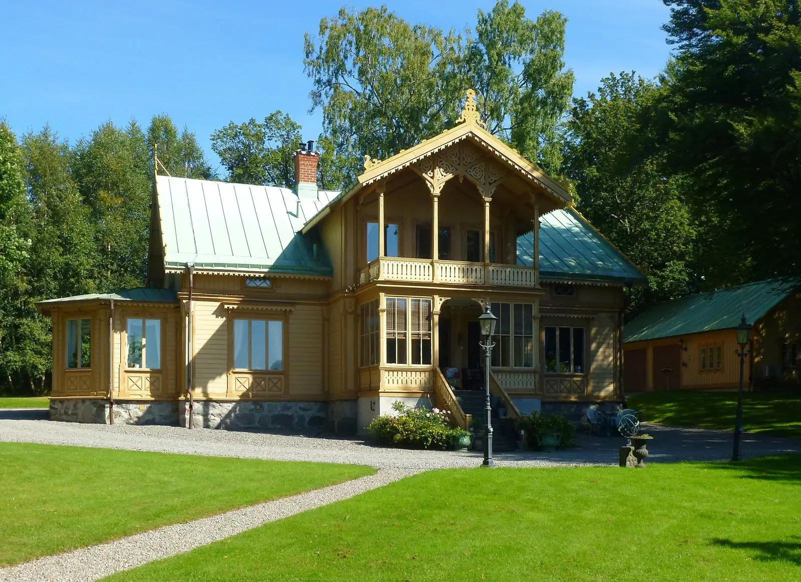 Villa Lindängen i trädgården
