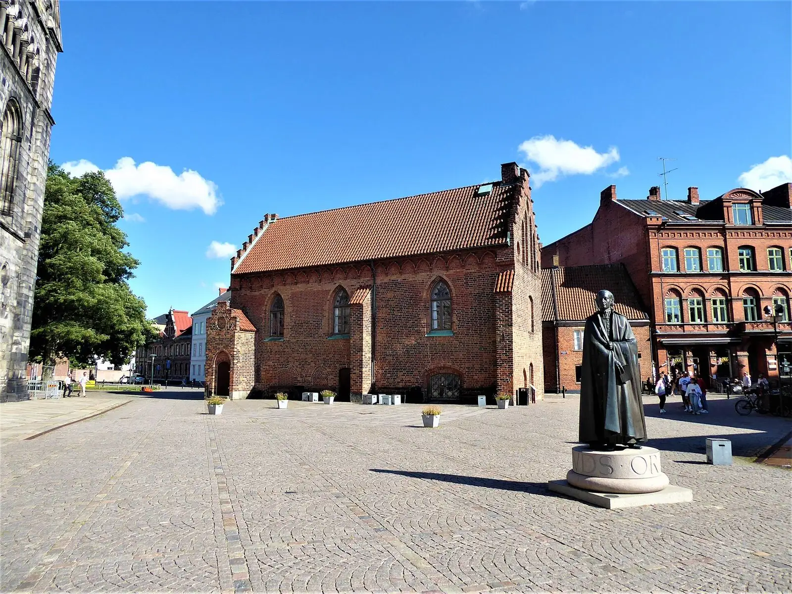 Gamla hus vid domkyrkan i Lund