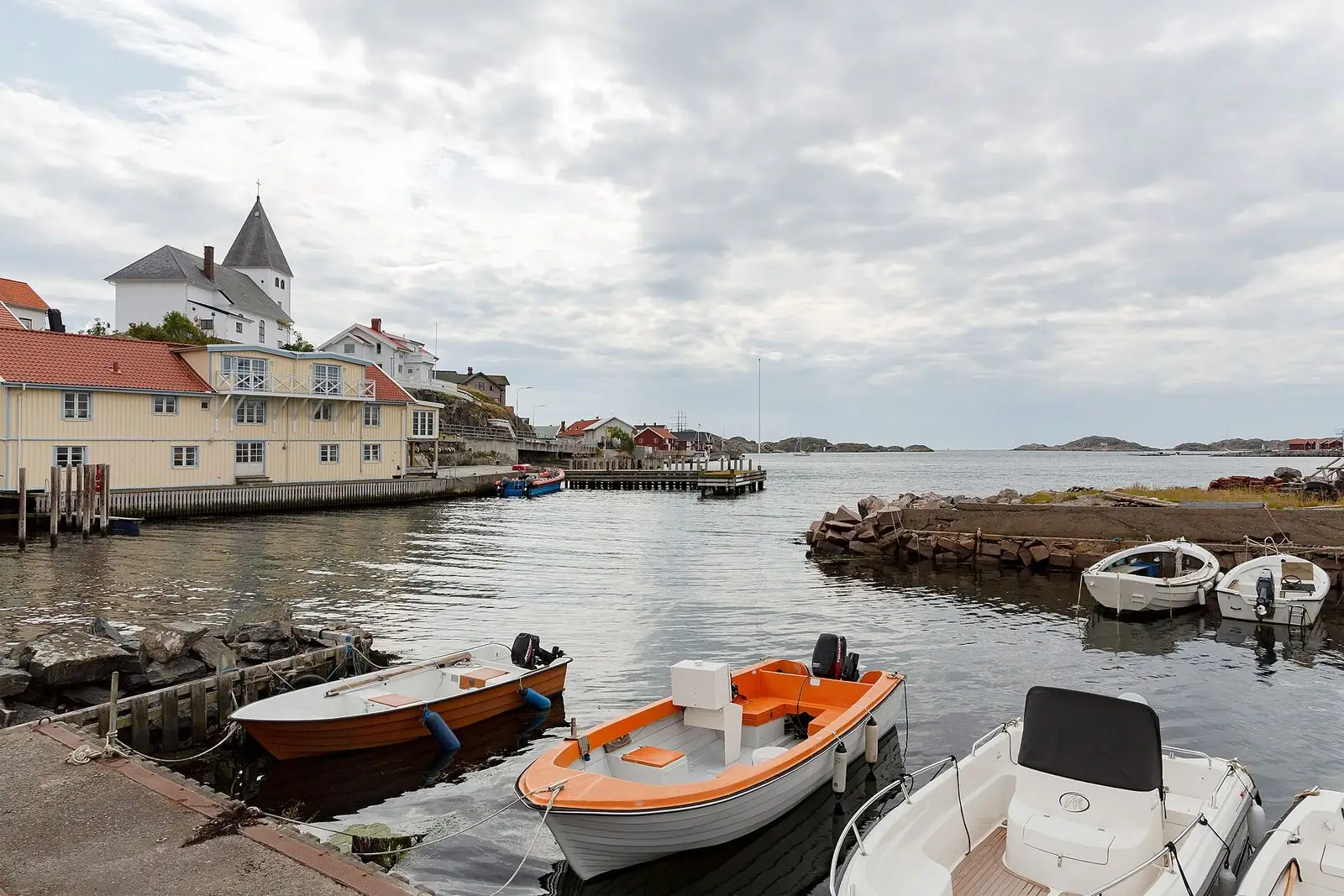 Småbåtar i Skärhamn