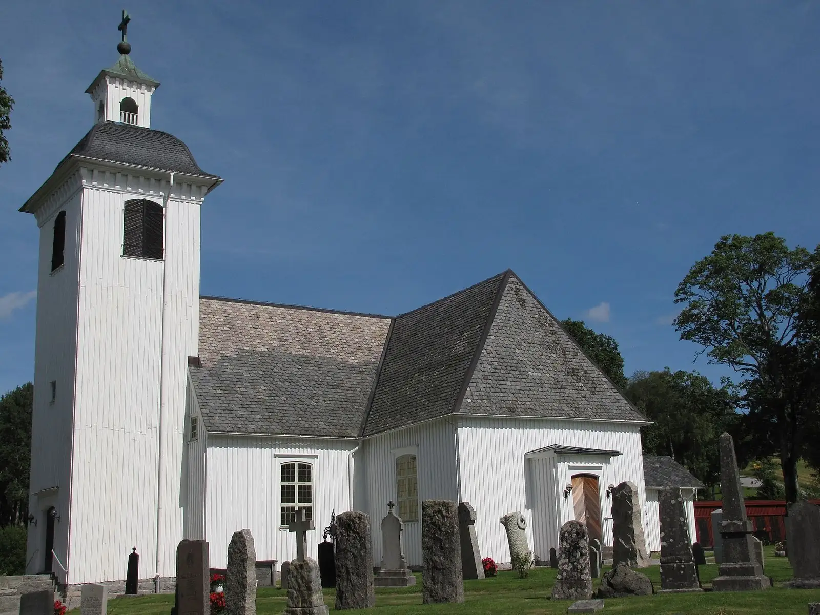 Kyrka i Dals-Ed