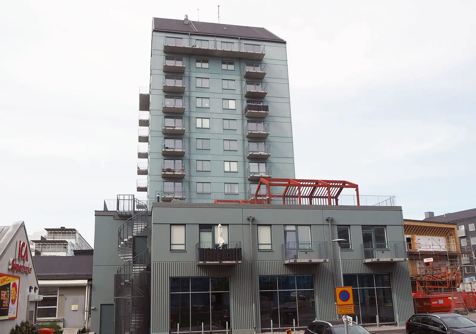 Nytt bostadshus i Gårdstens centrum