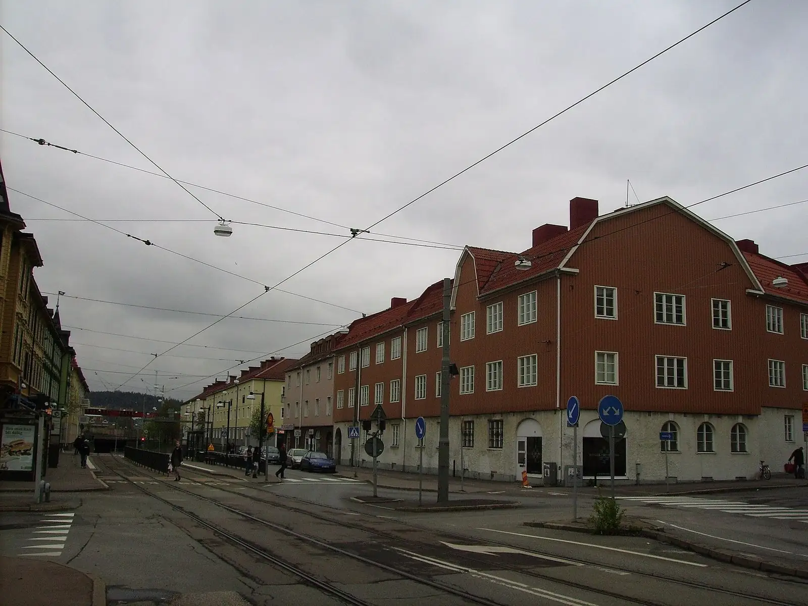 Tegelhus längs Ånäsgatan