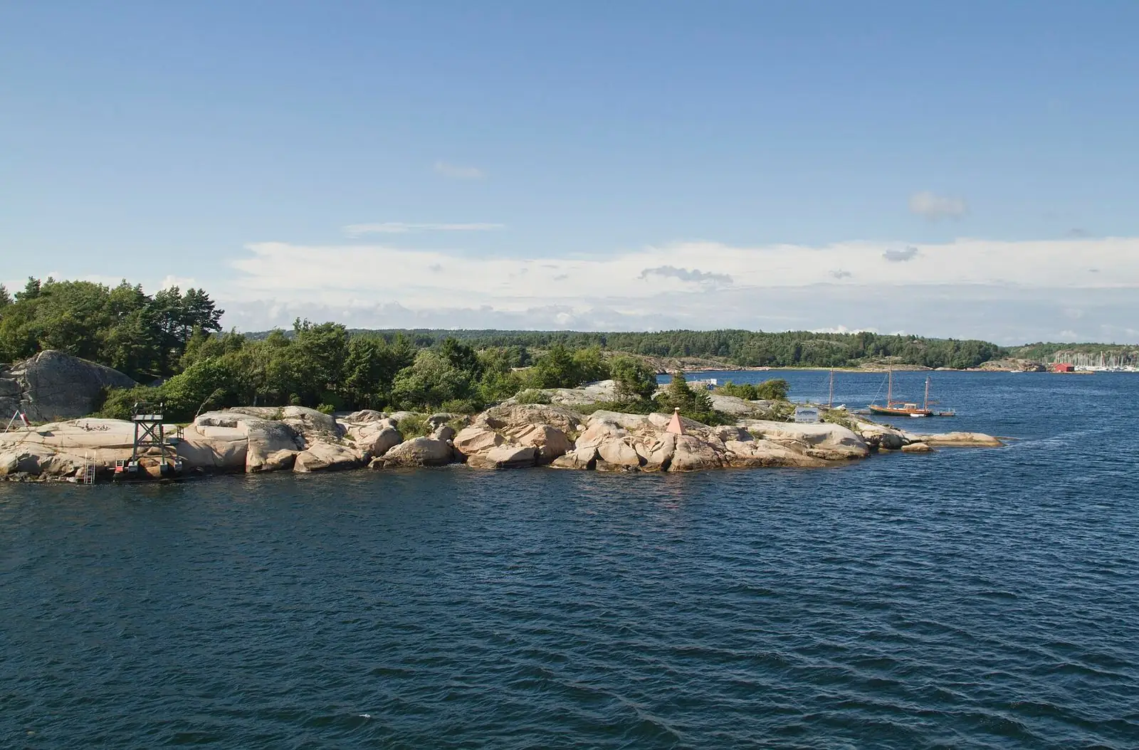 Kobbar och skär vid Strömstad