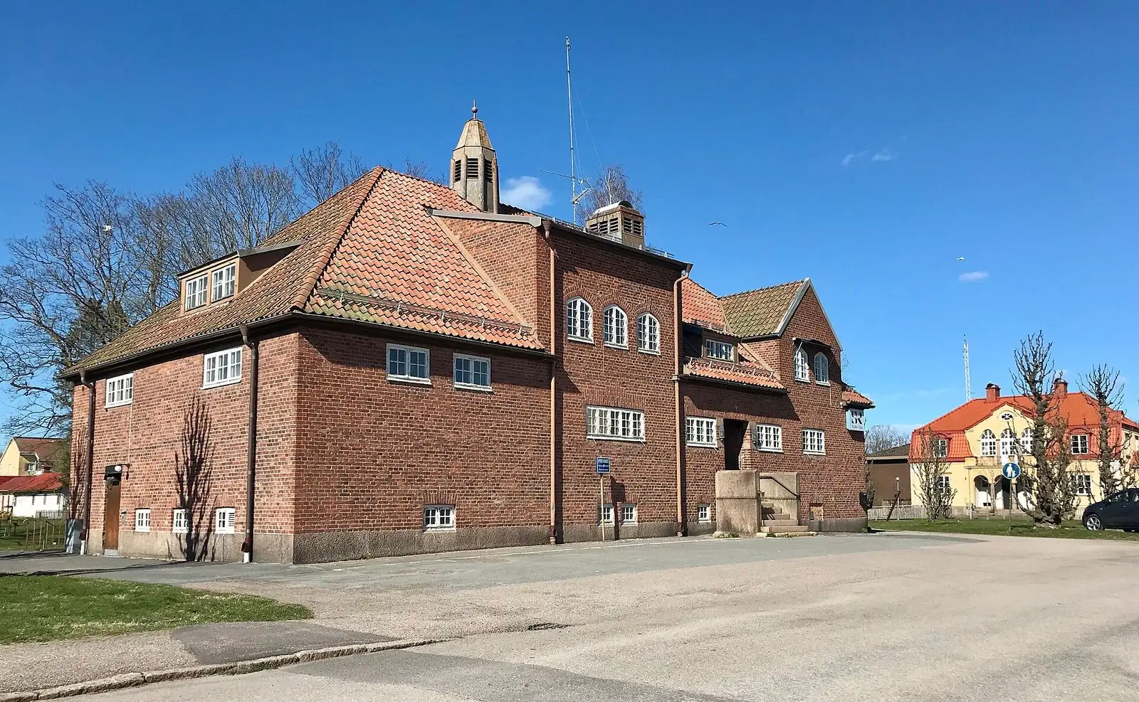 Gult trähus i Åmål