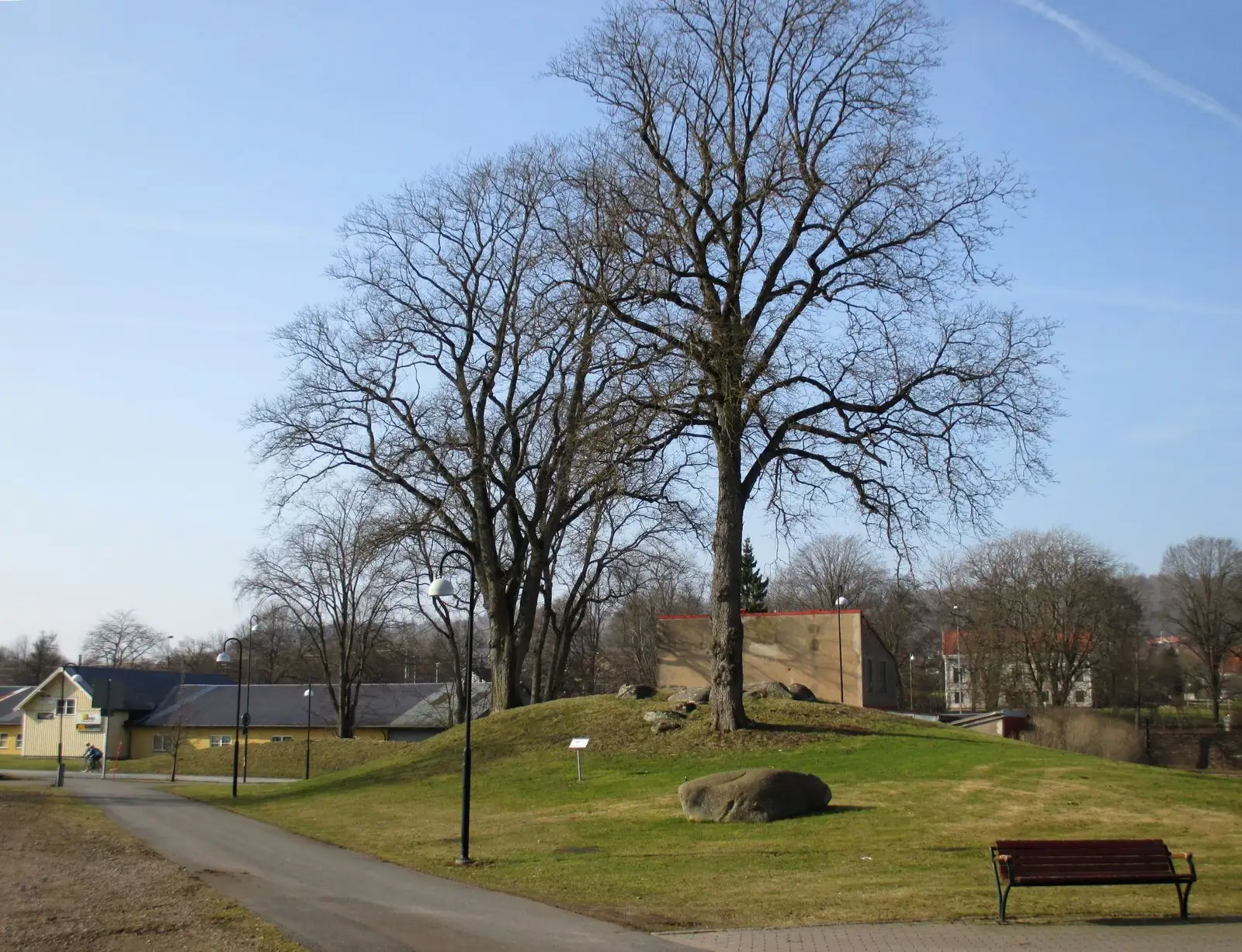 Lusthushögens gånggrift i Falköping