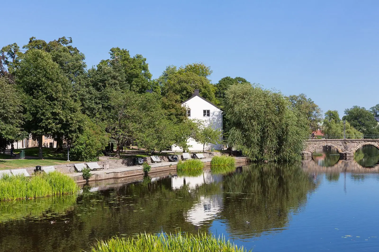 Svartån och Kanslibron i Örebro