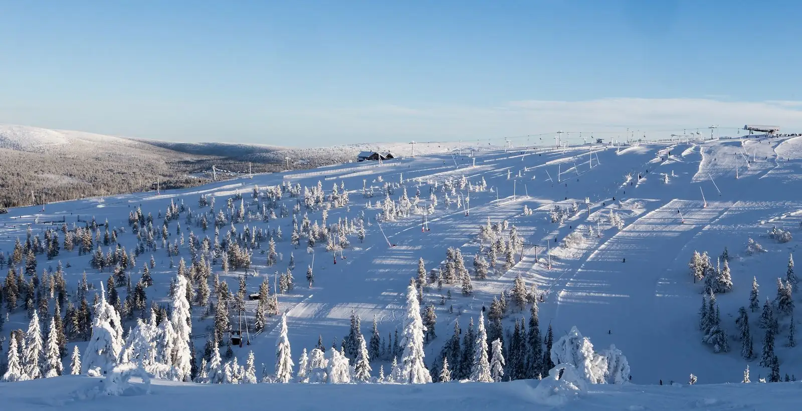 Snötäckta fjäll i Sälen
