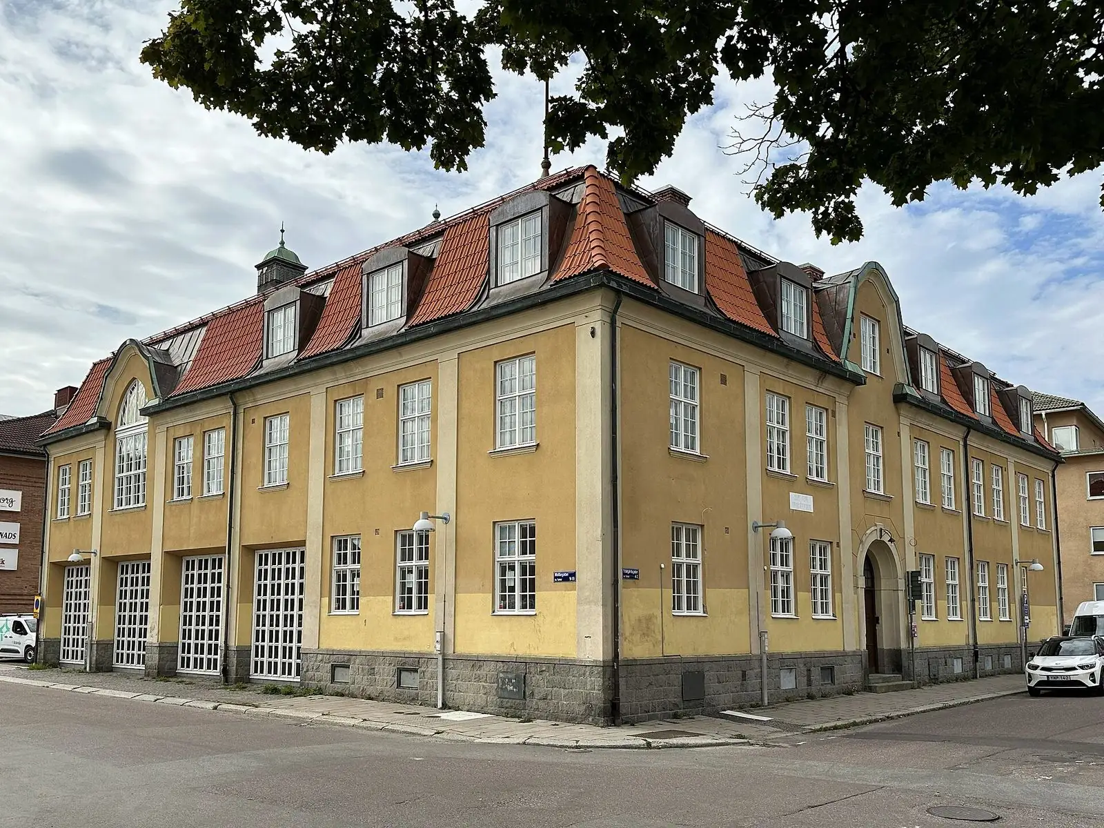 Gult hus i Borlänge