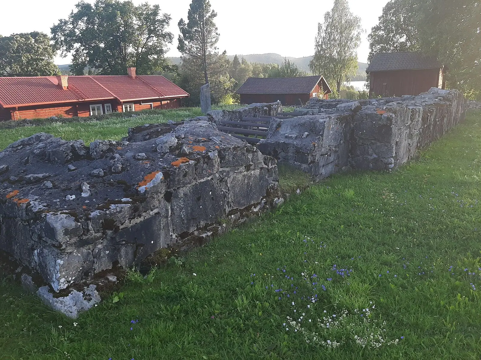 Gamla stenmurar i Nordanstig