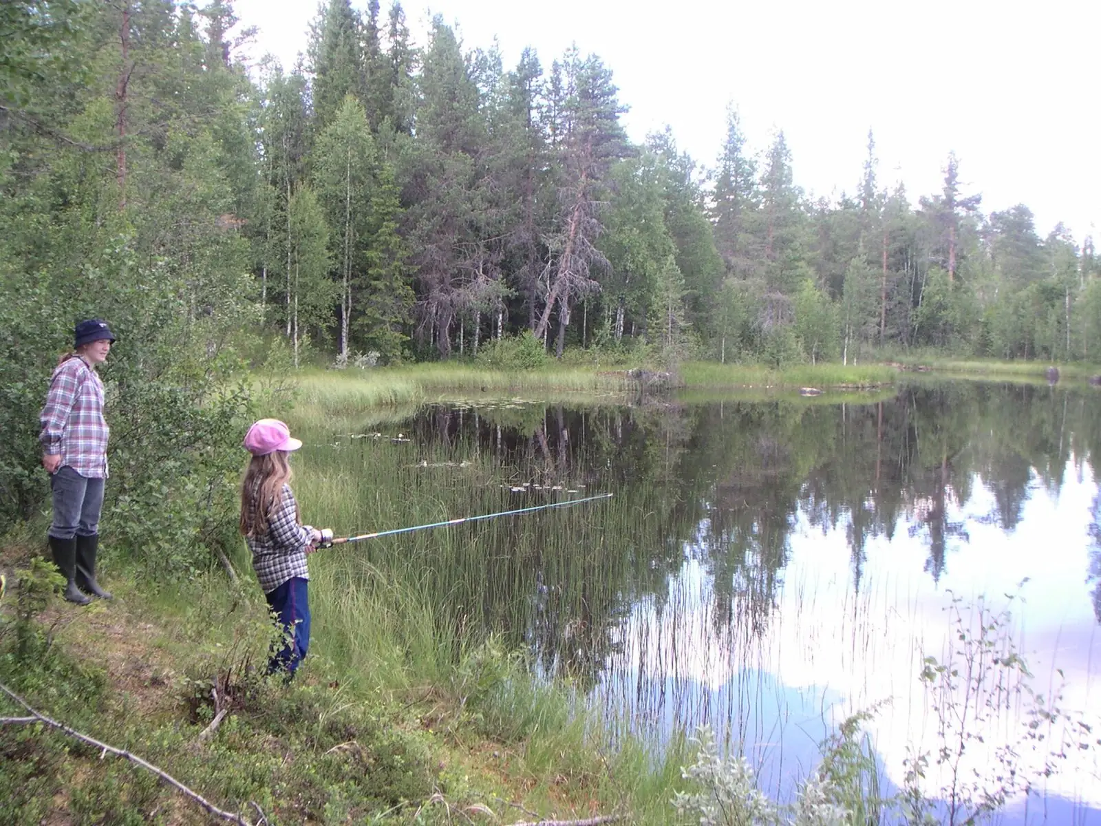 Fiske vid sjön i Strömsund