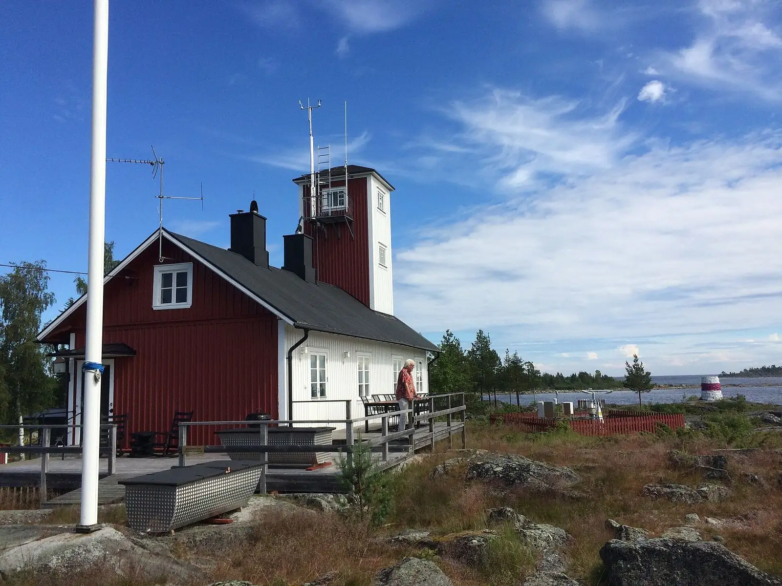 Rött hus vid havet