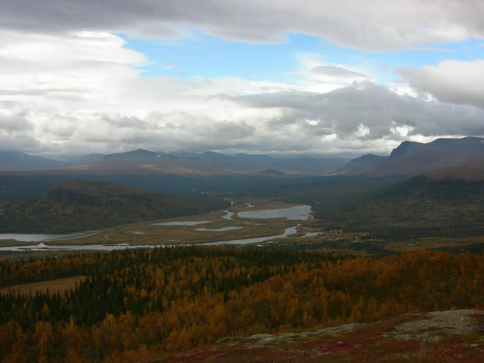 Utsikt över Kvikkjokk och deltat