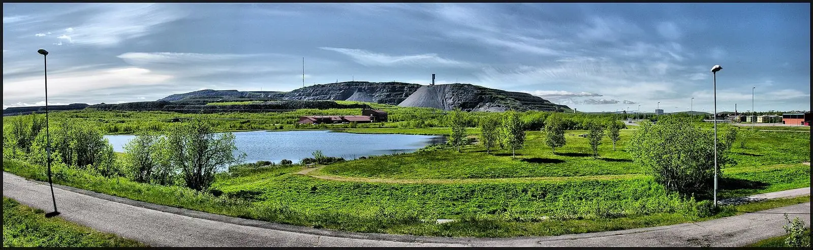 Sjö och gruvberg i Kiruna